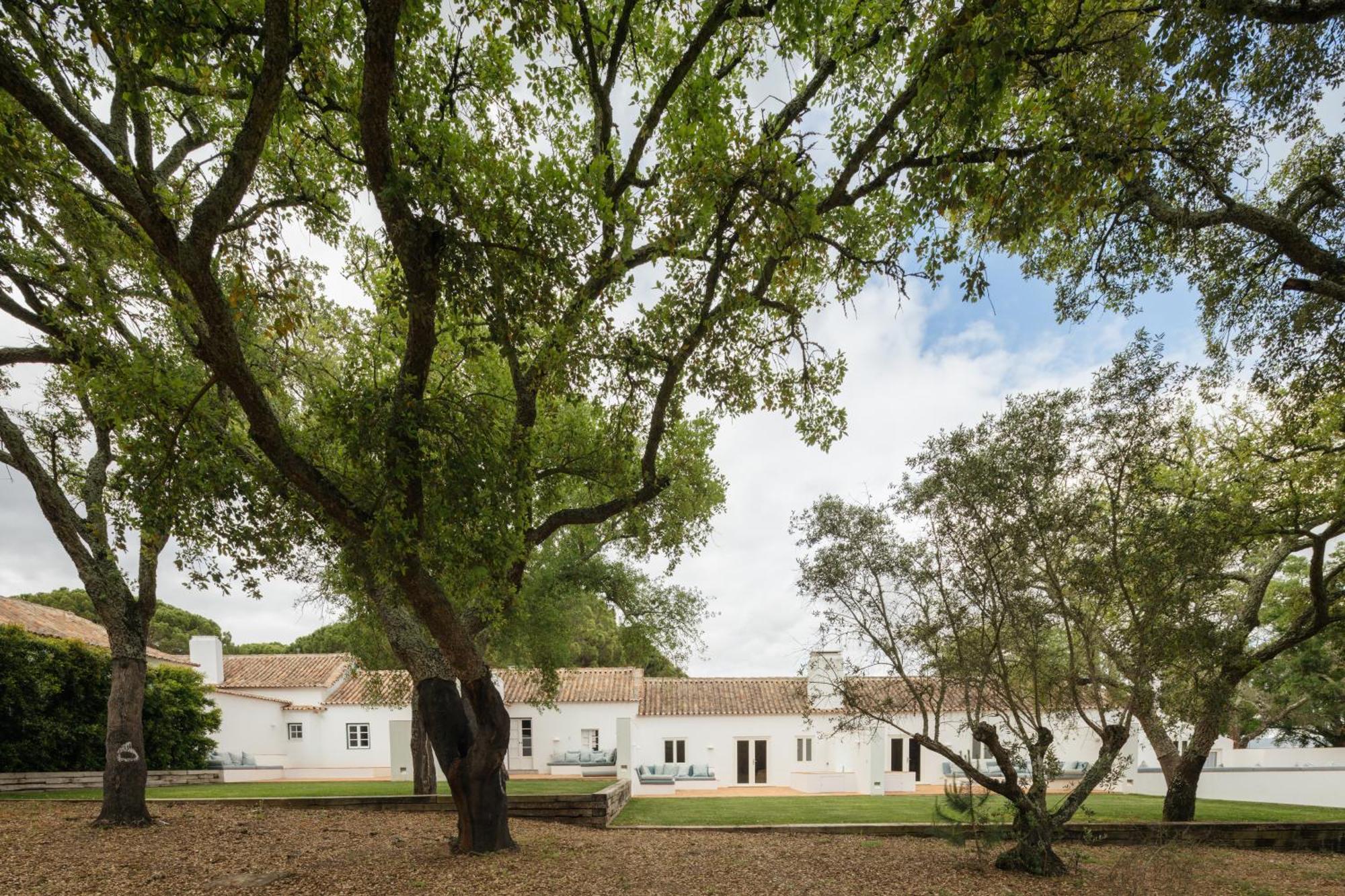 Herdade Do Peru Pateo Villas アゼイタオン エクステリア 写真